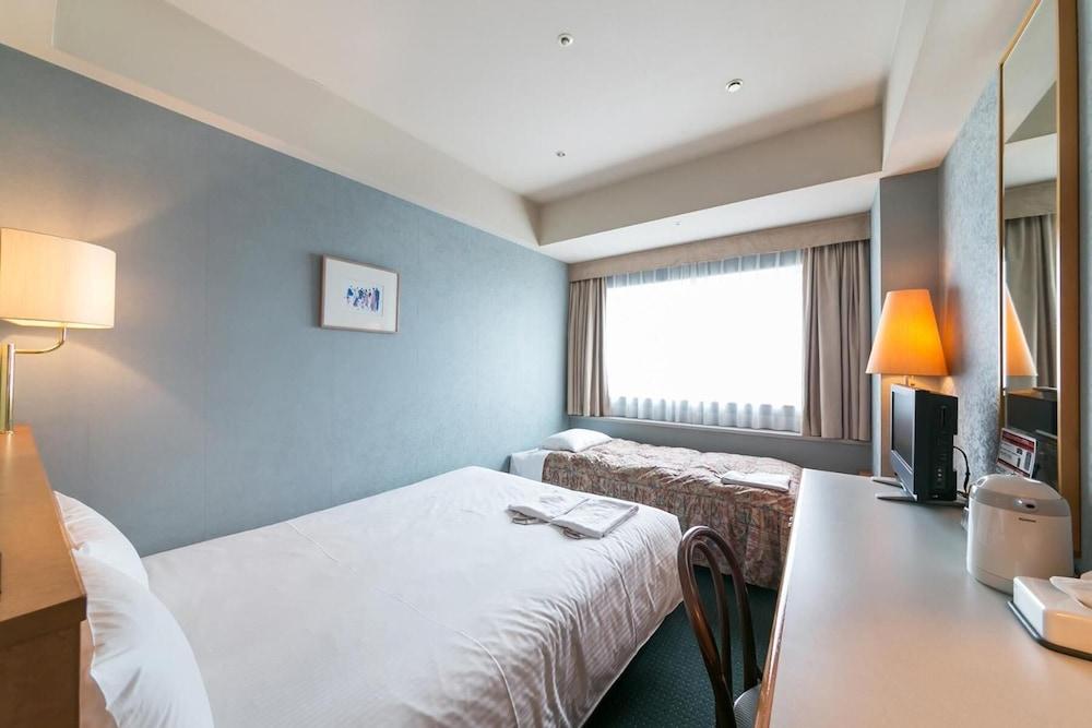 Yokohama Techno Tower Hotel Eksteriør billede