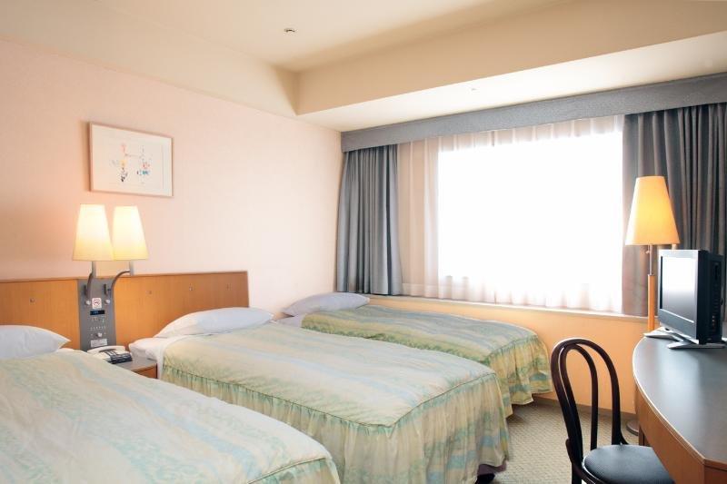 Yokohama Techno Tower Hotel Eksteriør billede