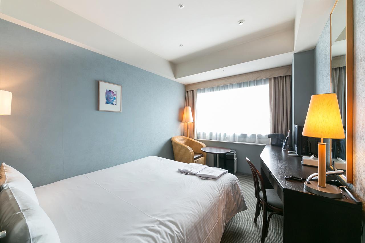 Yokohama Techno Tower Hotel Eksteriør billede