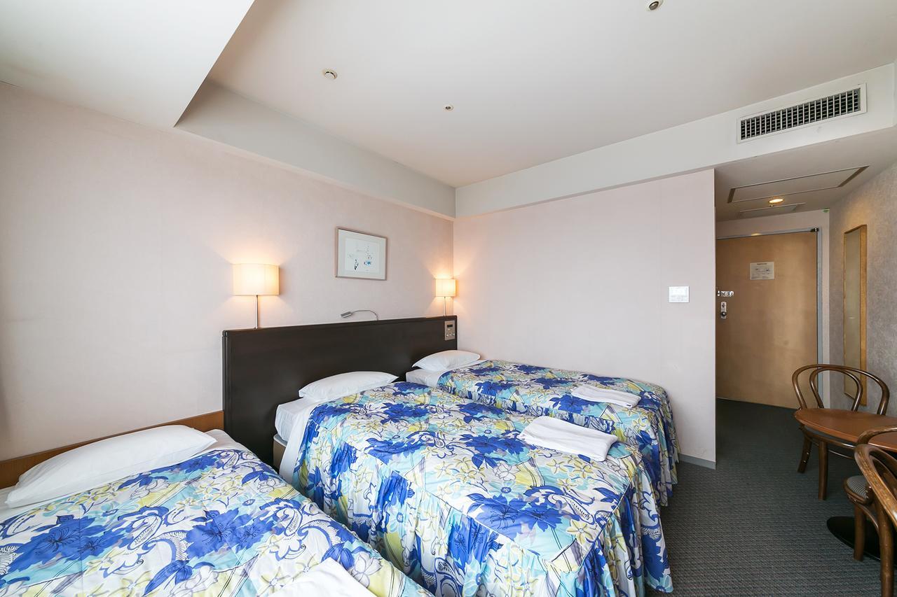 Yokohama Techno Tower Hotel Eksteriør billede