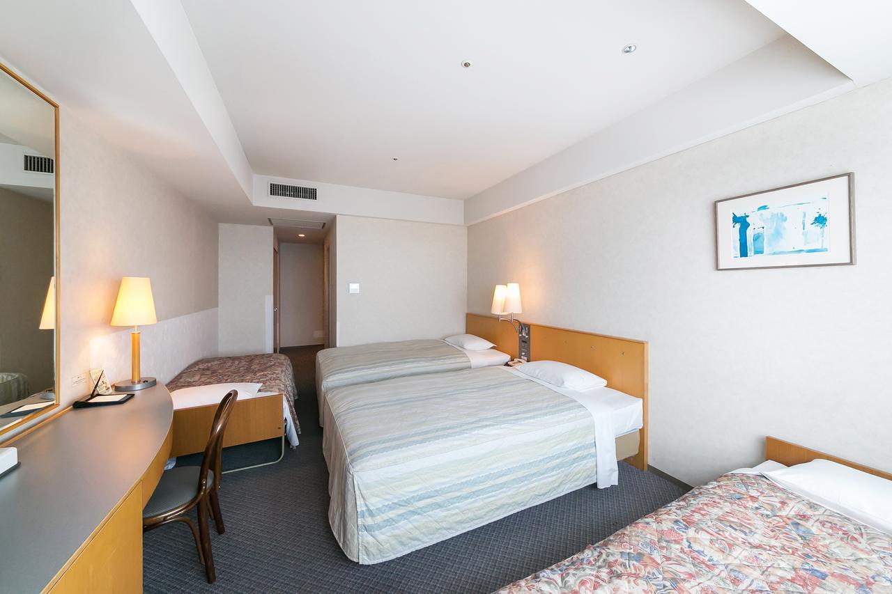 Yokohama Techno Tower Hotel Eksteriør billede